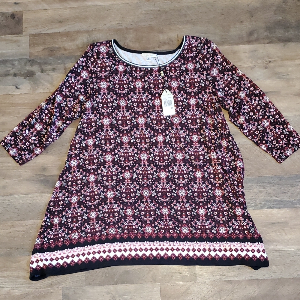 Max Studio Red and Black Floral Blouse